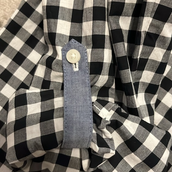 NWT Tommy Hilfiger Black & White Half Zip Top - Picture 12 of 16